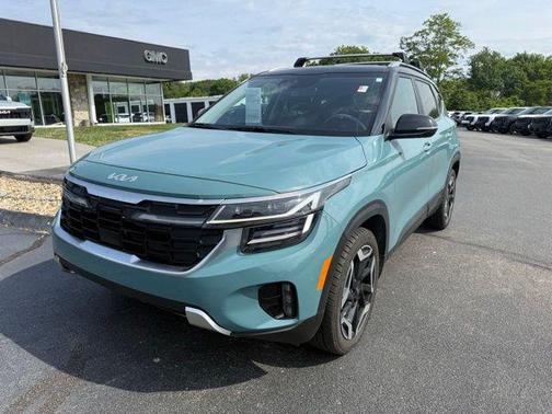 Pluton Blue/Black Roof 2024 Kia Seltos SX Turbo