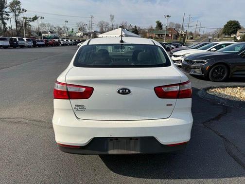 2016 Kia Rio LX