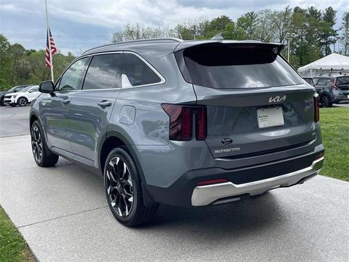 2025 Kia Sorento EX