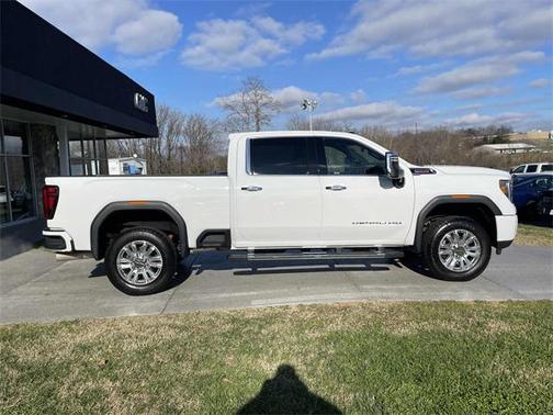 2023 GMC Sierra 2500 Denali