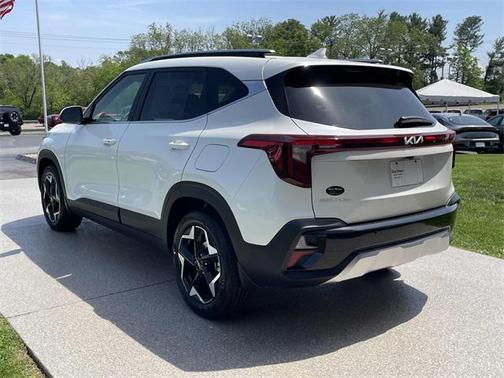 2025 Kia Seltos EX