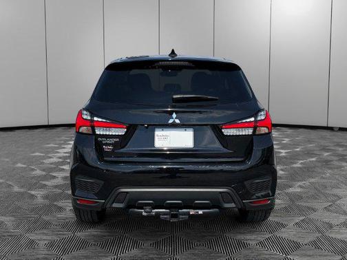 Black 2022 Mitsubishi Outlander Sport 2.0 ES