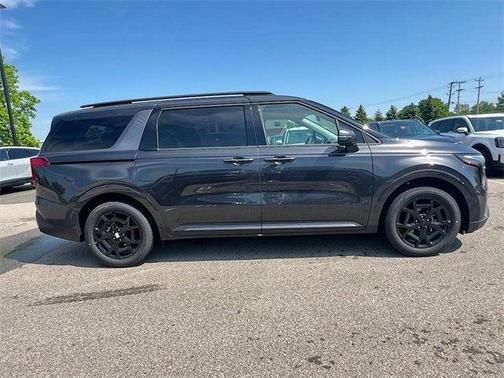2025 Kia Carnival Hybrid SX