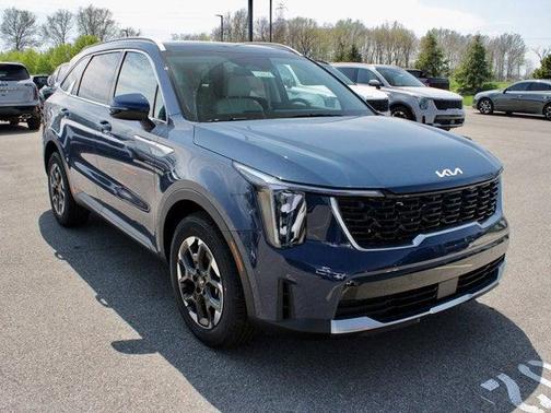 2025 Kia Sorento S