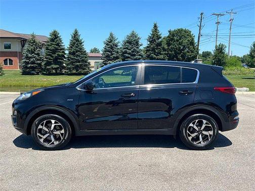 2022 Kia Sportage LX