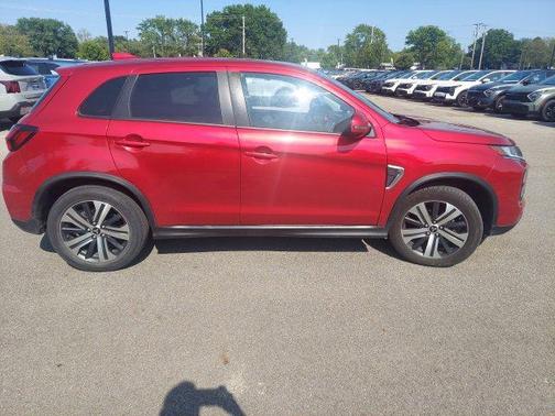 2020 Mitsubishi Outlander Sport SE