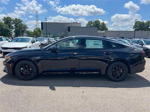 2026 Kia K5 LXS
