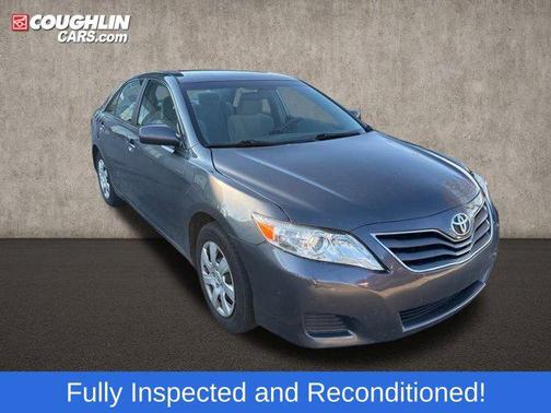 2010 Toyota Camry LE