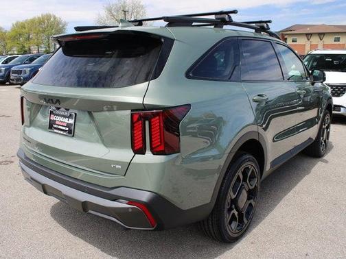 2025 Kia Sorento SX
