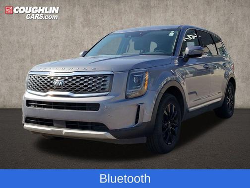 Everlasting Silver 2021 Kia Telluride LX