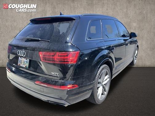Black 2017 Audi Q7 3.0T Prestige