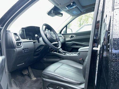 2023 Kia Sorento EX