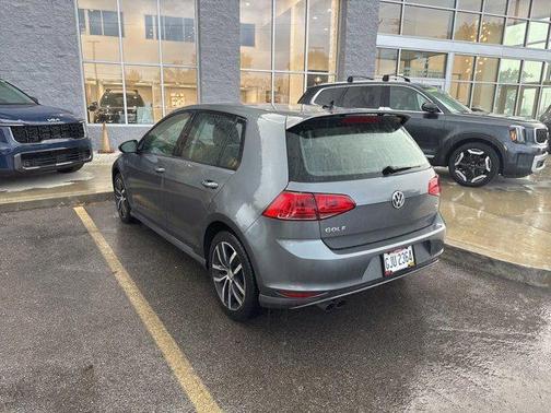 2015 Volkswagen Golf Auto TSI SE