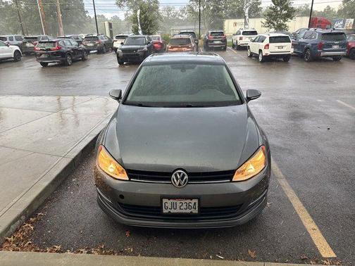 2015 Volkswagen Golf Auto TSI SE