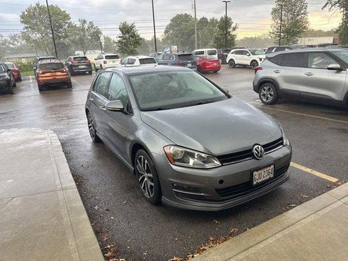 2015 Volkswagen Golf Auto TSI SE