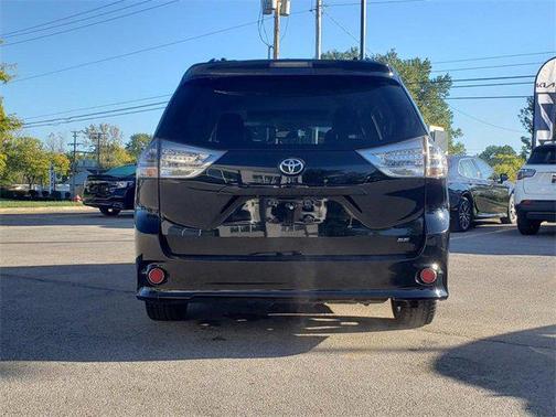 2014 Toyota Sienna SE