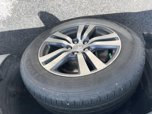 Crystal Black Pearl 2017 Honda Pilot EX