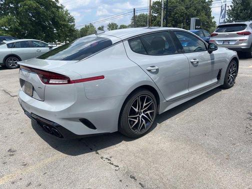 2023 Kia Stinger GT-Line