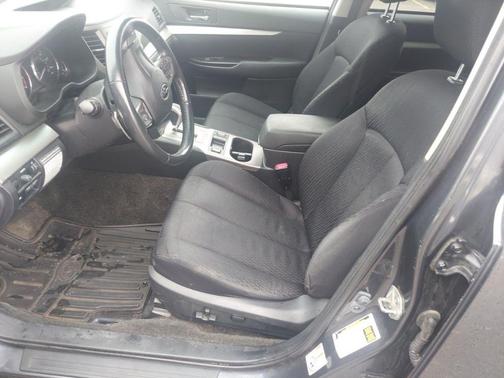 2012 Subaru Outback 2.5i Premium