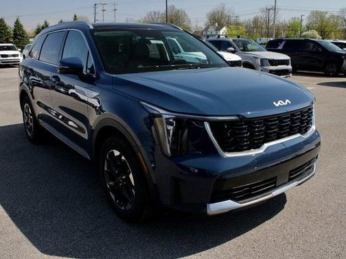 2025 Kia Sorento S