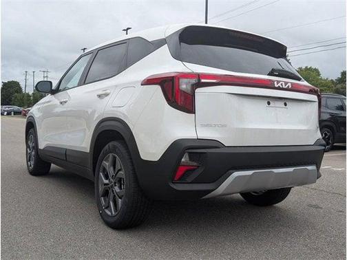 2025 Kia Seltos LX