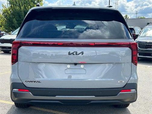 2025 Kia Carnival Hybrid SX