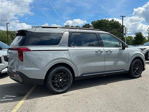 2025 Kia Carnival Hybrid SX