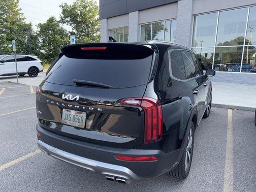 2022 Kia Telluride S