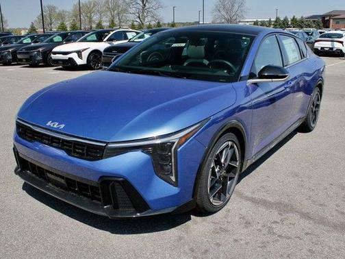 2025 Kia K4 GT-Line