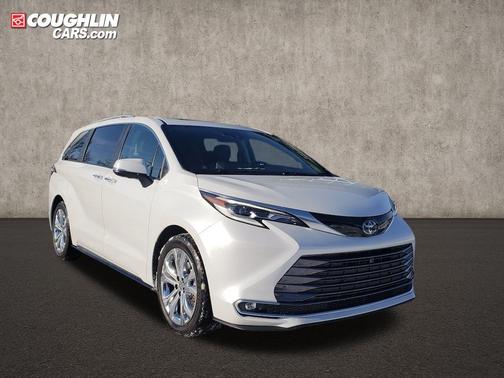 2022 Toyota Sienna Platinum
