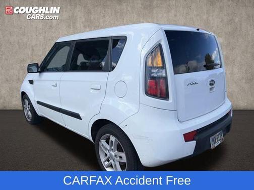 2010 Kia Soul +
