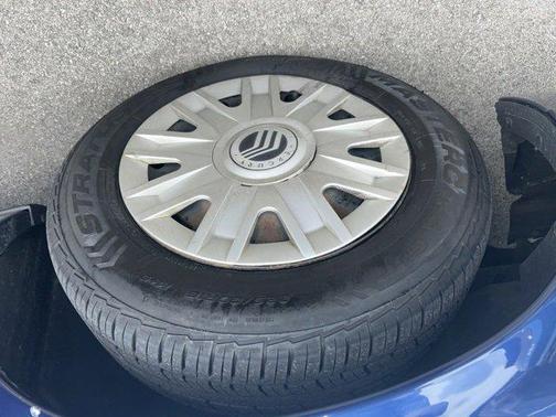 2004 Mercury Grand Marquis GS