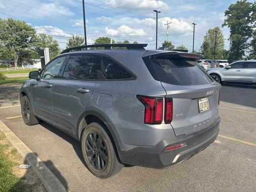 2022 Kia Sorento S