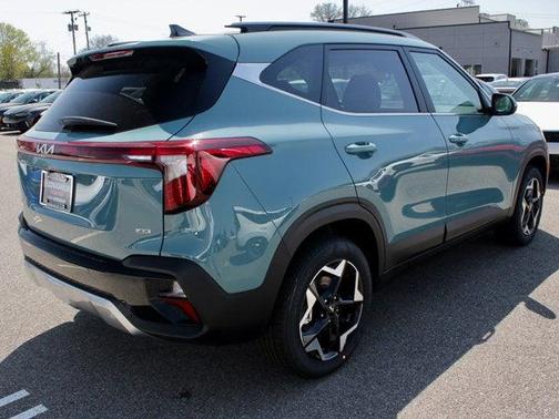 2025 Kia Seltos EX