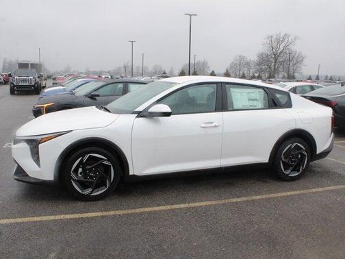 2025 Kia K4 EX