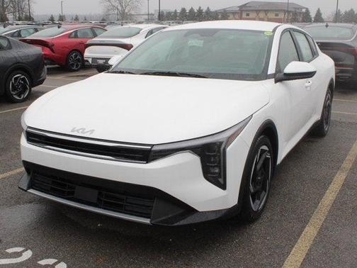 2025 Kia K4 EX