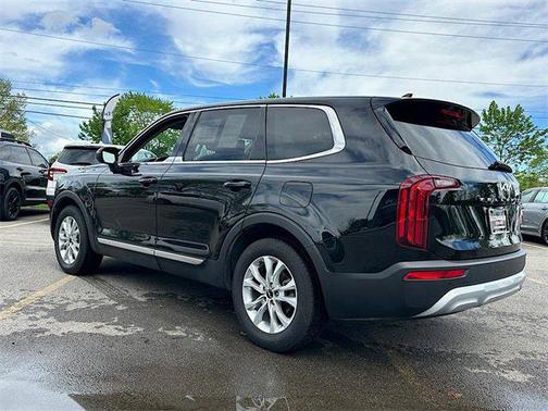 2022 Kia Telluride LX
