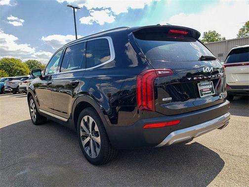 2022 Kia Telluride S