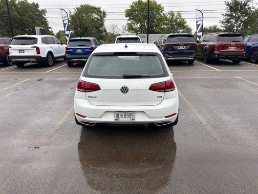 2018 Volkswagen Golf TSI S
