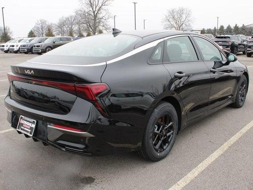 2025 Kia K5 LXS