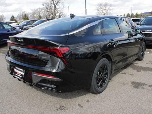 2025 Kia K5 LXS