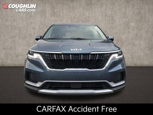 2024 Kia Carnival EX