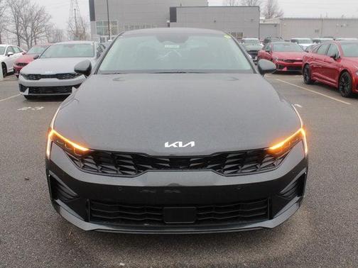 2025 Kia K5 LXS