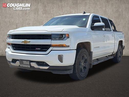 Summit White 2018 Chevrolet Silverado 1500 2LT