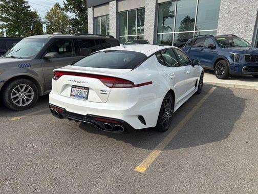 2022 Kia Stinger GT2