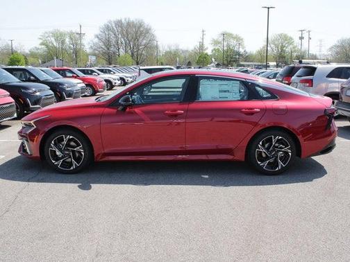 2025 Kia K5 GT-Line
