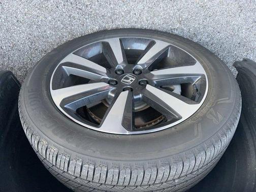 2023 Honda Pilot AWD Elite