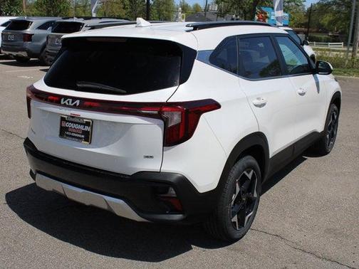 2025 Kia Seltos EX