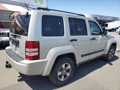 2008 Jeep Liberty Sport