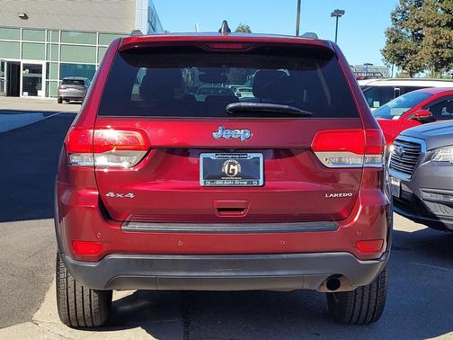 2018 Jeep Grand Cherokee Laredo E